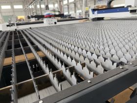 single table laser cutting machine